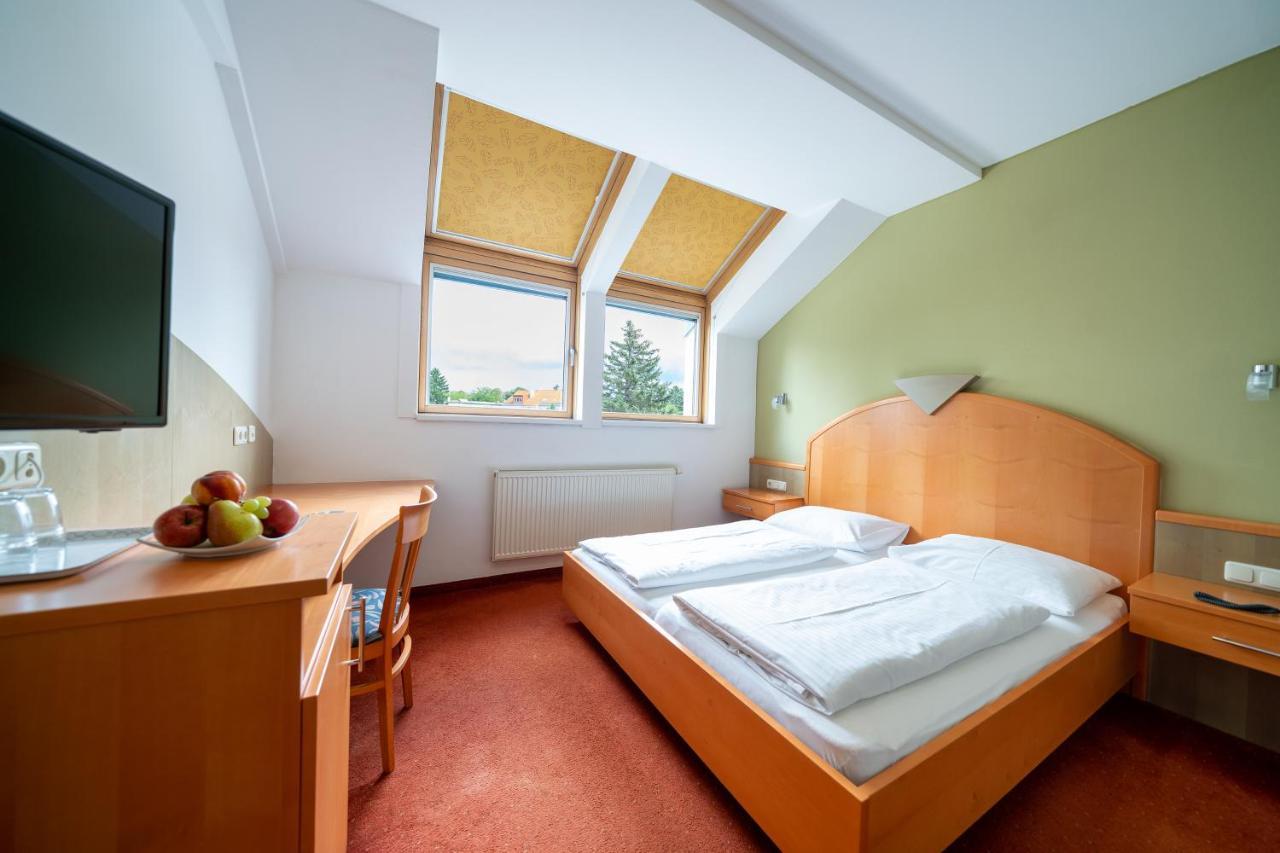 Klaus Im Weinviertel Hotel Wolkersdorf Exterior photo